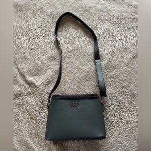 Rad Rev The Vault Camera Bag - NWOT!